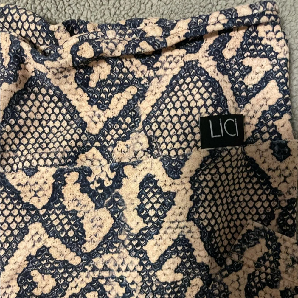 Licifit python leggings size small - Picture 4 of 6